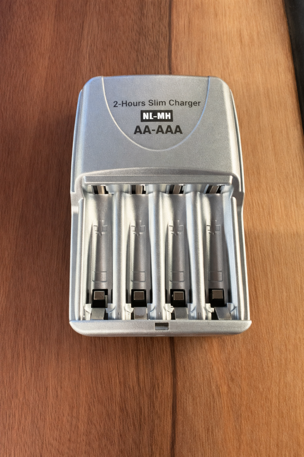 4-Port Battery Charger