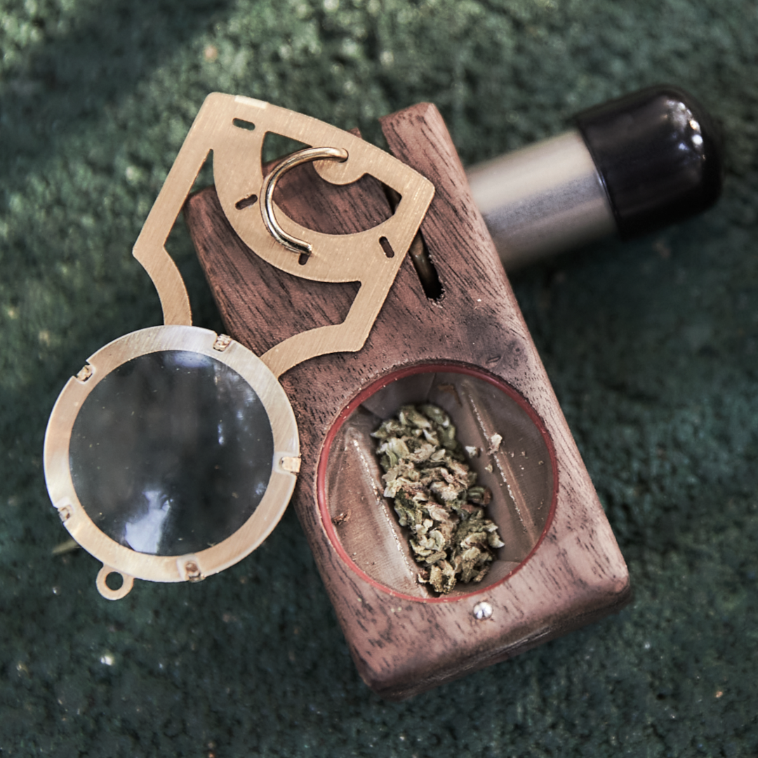 Monocle Walnut Factory Seconds